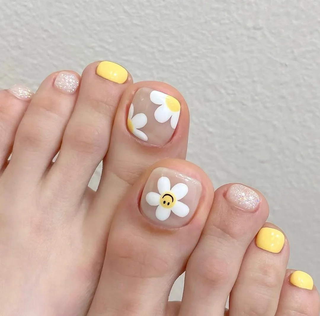 Pedicure Ideas – Summer Trends 2026: Classy, Beachy & French Tip Designs to Save Now