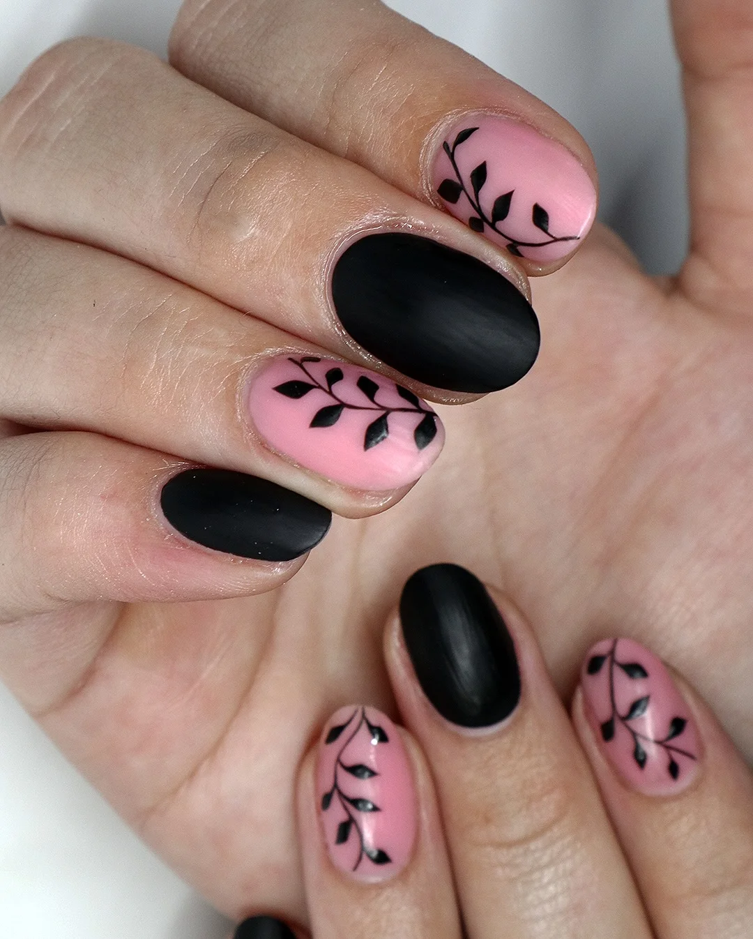 Short Gel Nails Summer 2026: Chic, Bright & Easy Nail Ideas to Copy This Season
