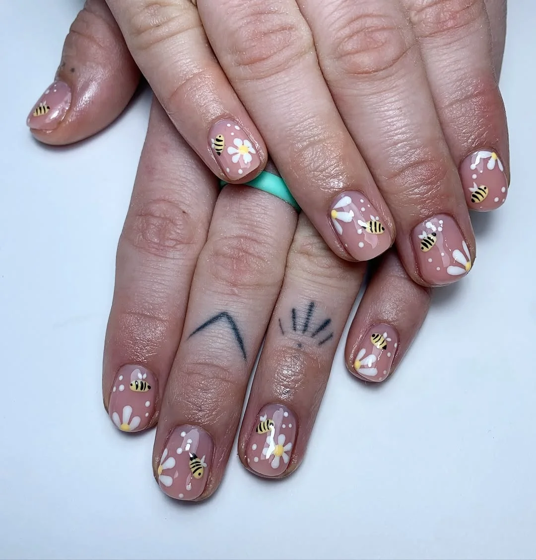 Short Gel Nails Summer 2026: Chic, Bright & Easy Nail Ideas to Copy This Season