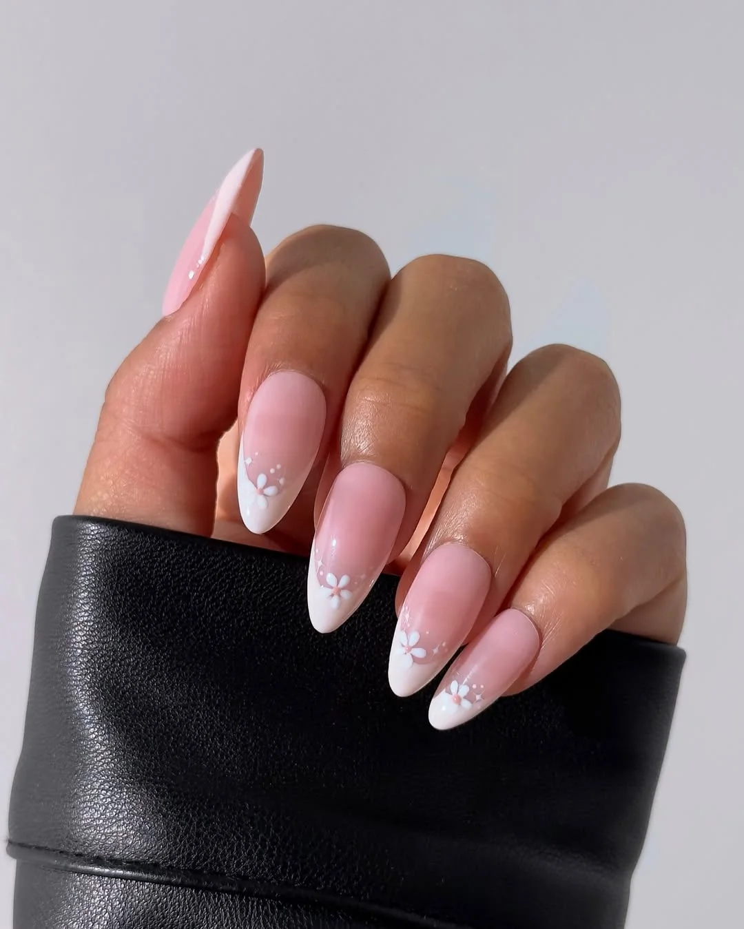 Summer French Tip Nails 2026: 30 Chic & Colourful Ideas to Try This Season