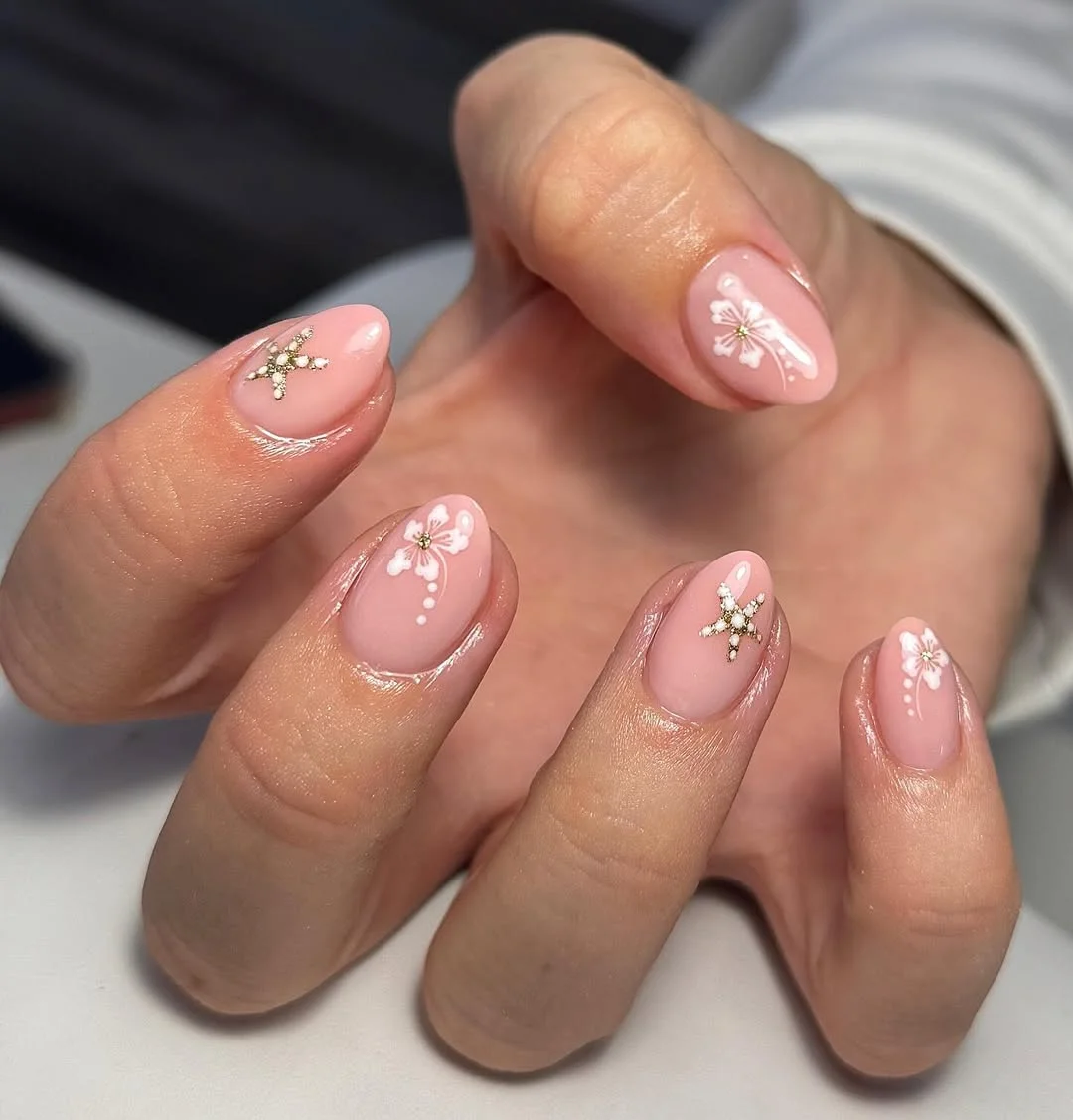 Summer Nail Art 2026:  Bright, Fun & Trendy Nail Ideas for the Ultimate Hot Girl Summer