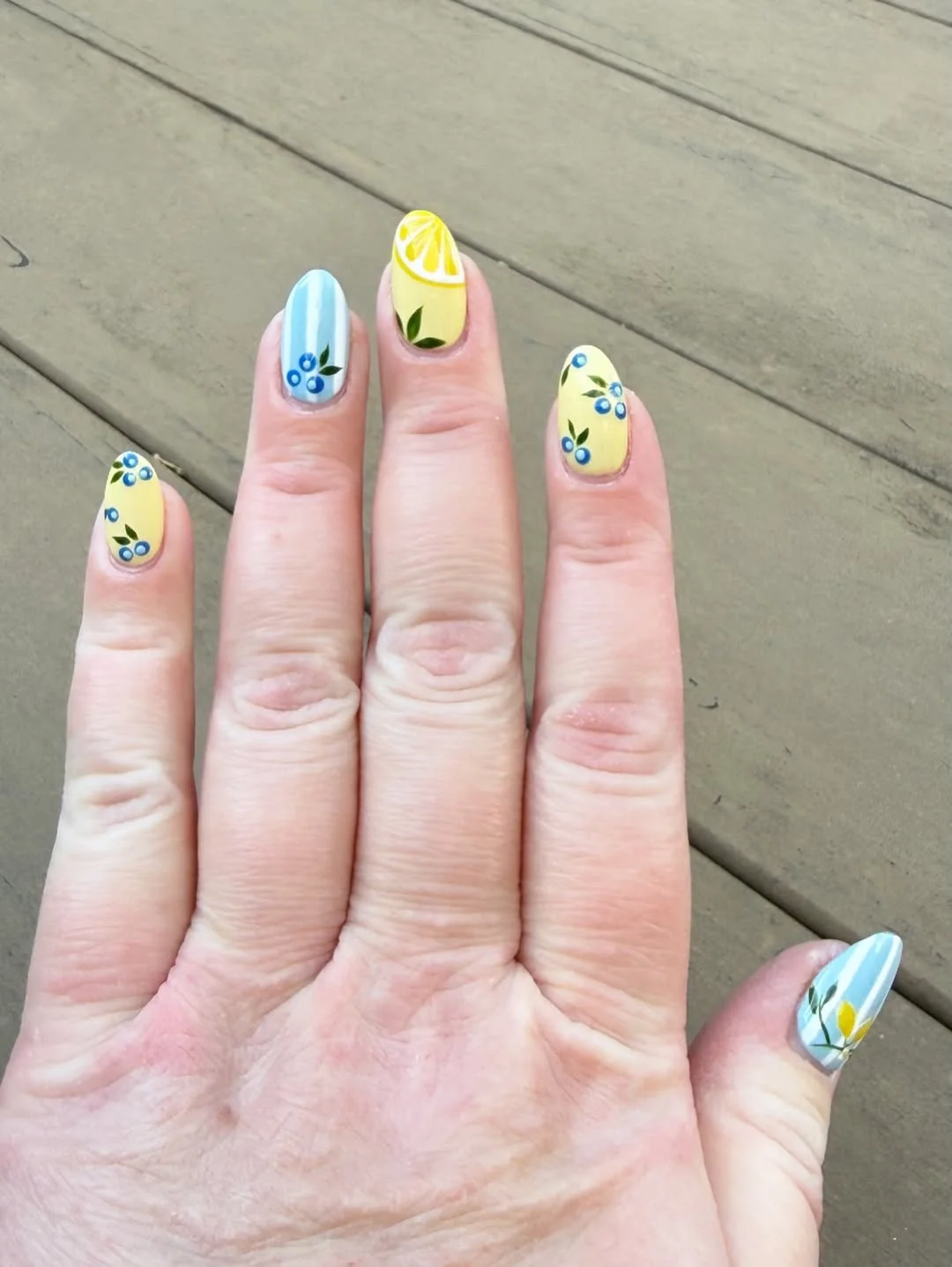 Light Summer Nails 2026:  Fresh and Elegant Nail Ideas for the Sunny Season