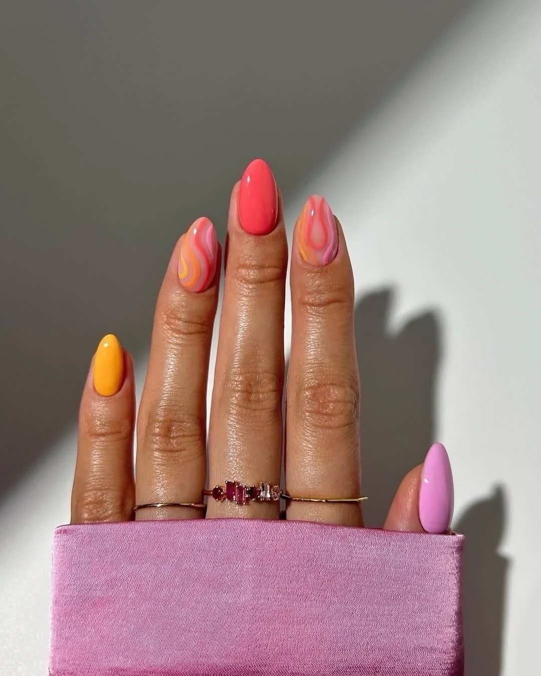Light Summer Nails 2026:  Fresh and Elegant Nail Ideas for the Sunny Season